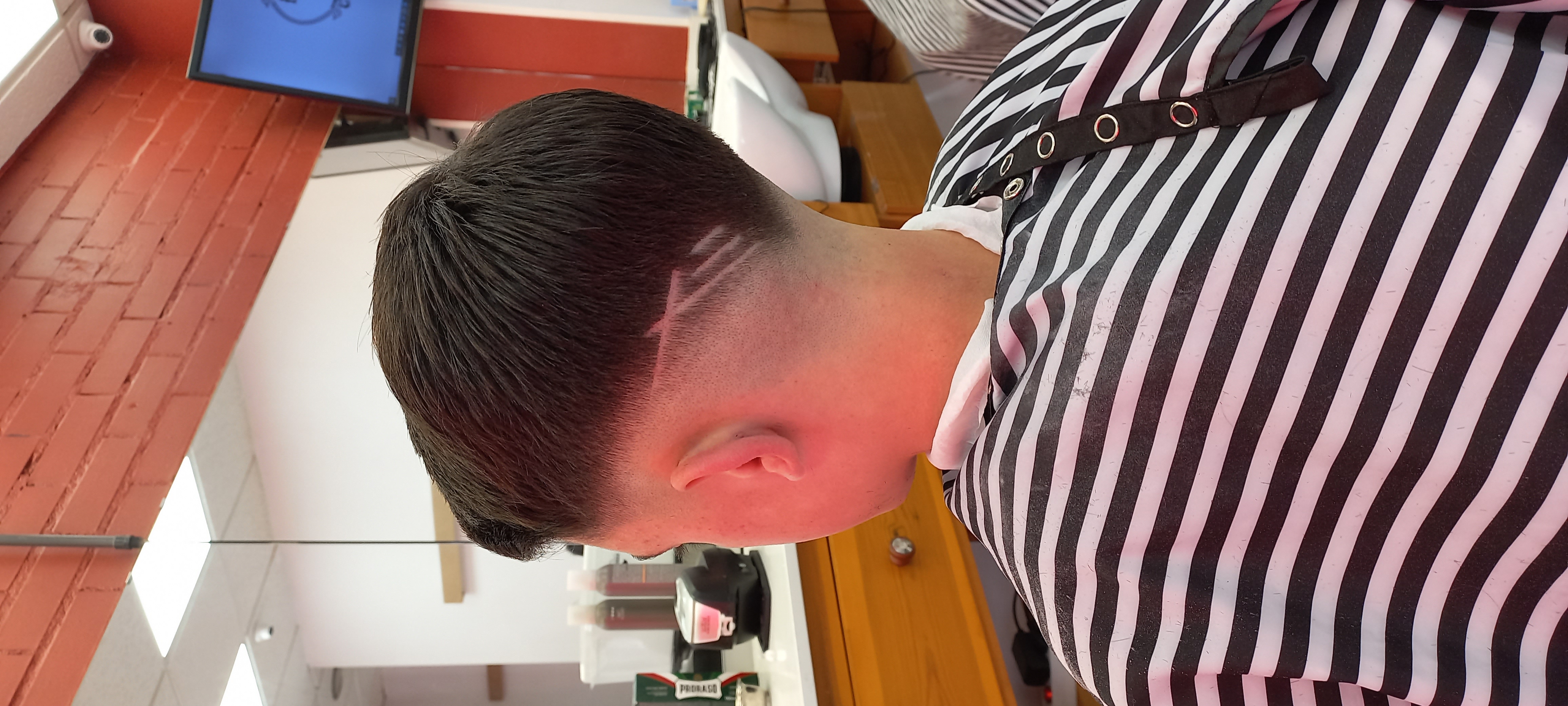 Barbershop Olay - Peluquería cortes de diseño en La Virgen del Camino